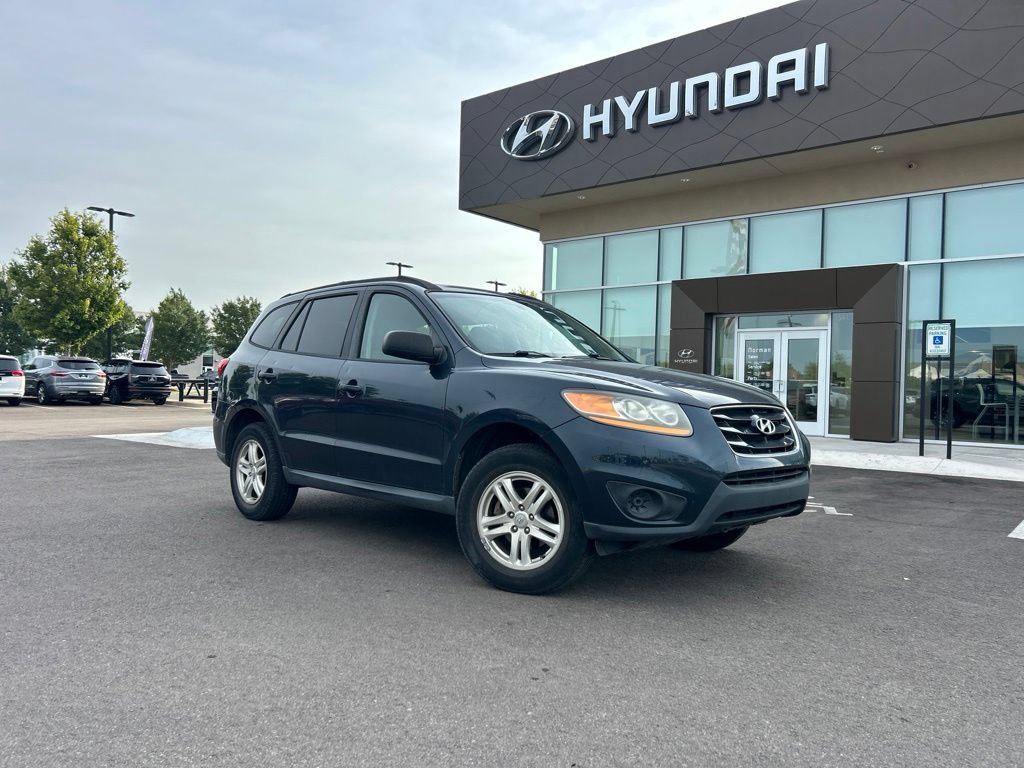 Used 2011 Hyundai Santa Fe GLS FWD image 4