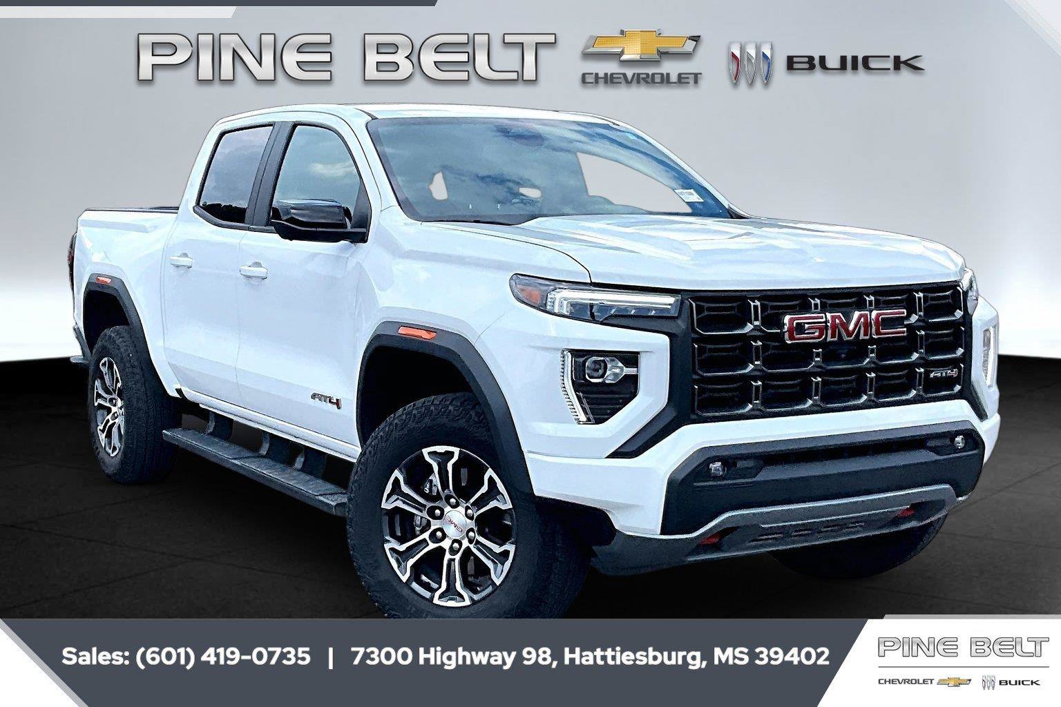Used 2023 GMC Canyon AT4 w/ Technology Package AWD/4WD image 1