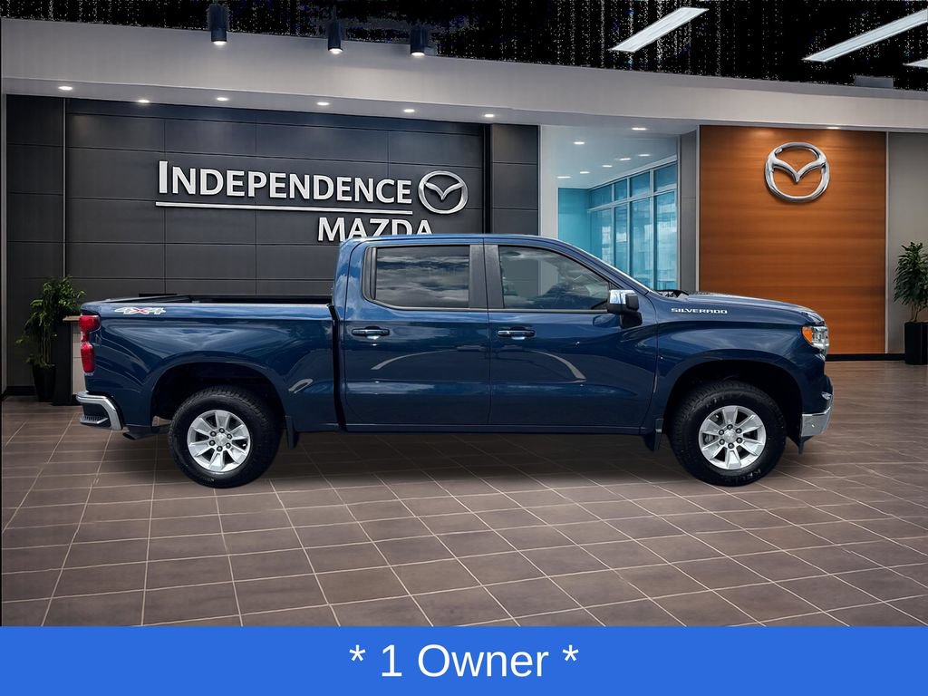 Used 2023 Chevrolet Silverado 1500 LT AWD/4WD image 2
