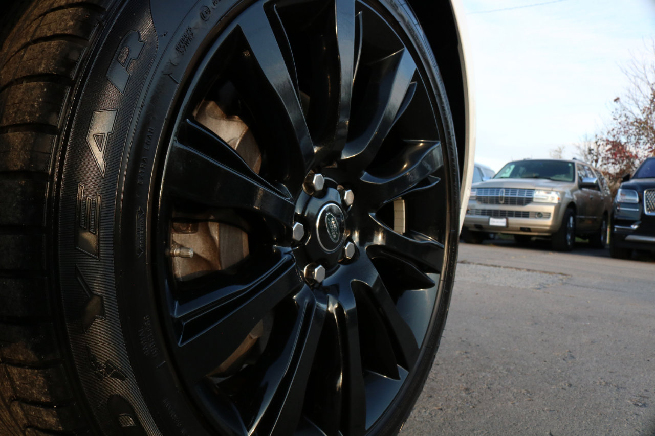 Used 2016 Land Rover Range Rover Supercharged image 7