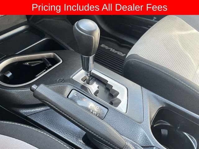 Used 2017 Toyota RAV4 XLE AWD/4WD image 36
