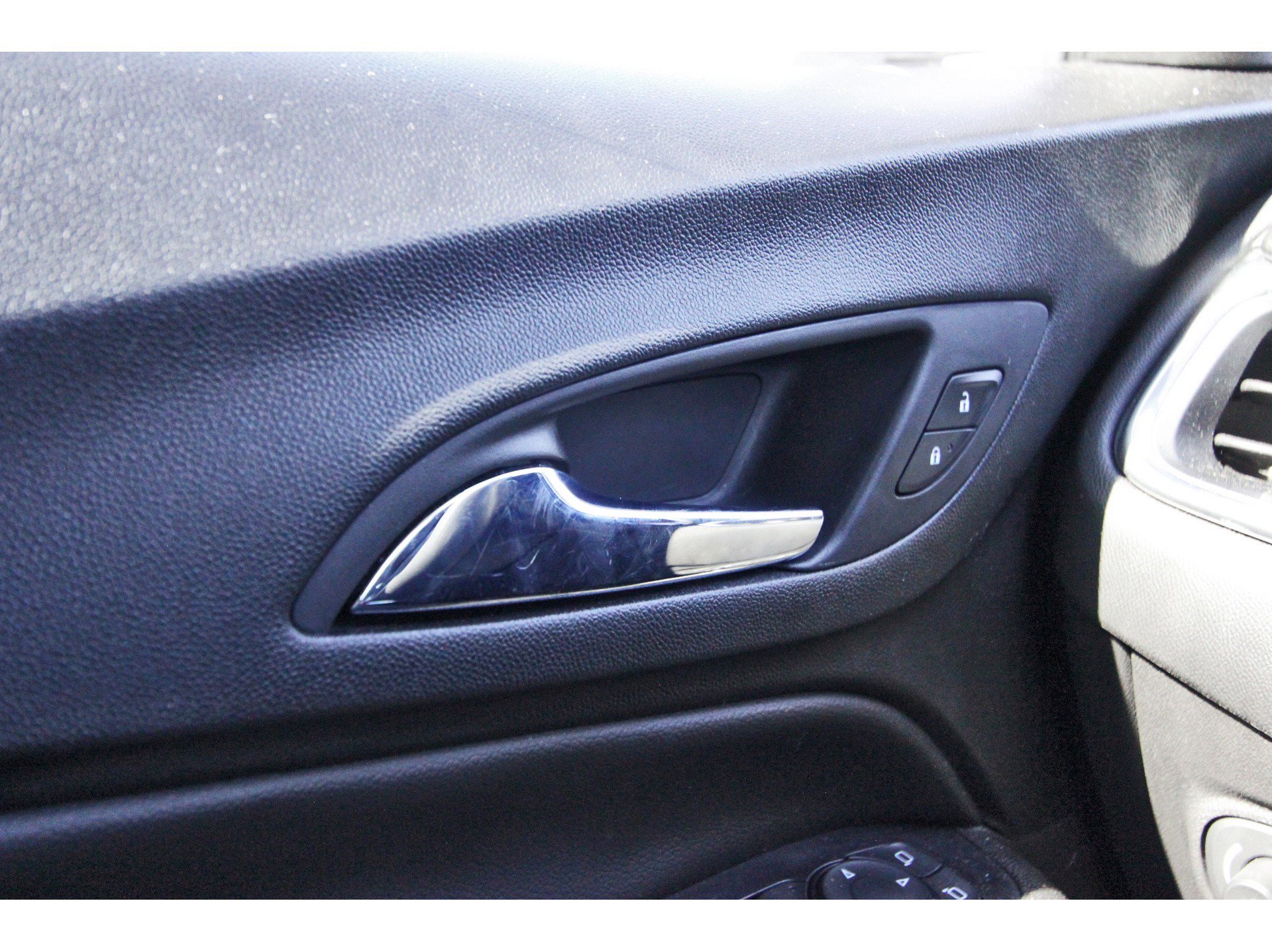 Used 2020 Chevrolet Equinox LT image 22