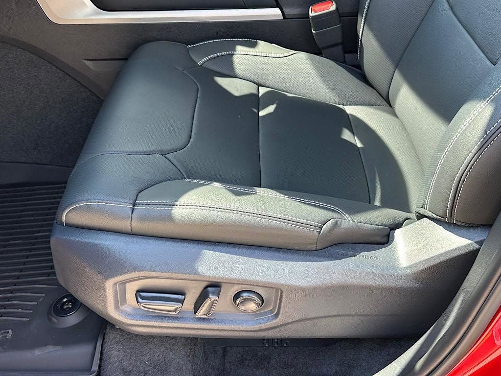 New 2026 Toyota Tundra Limited AWD/4WD image 8