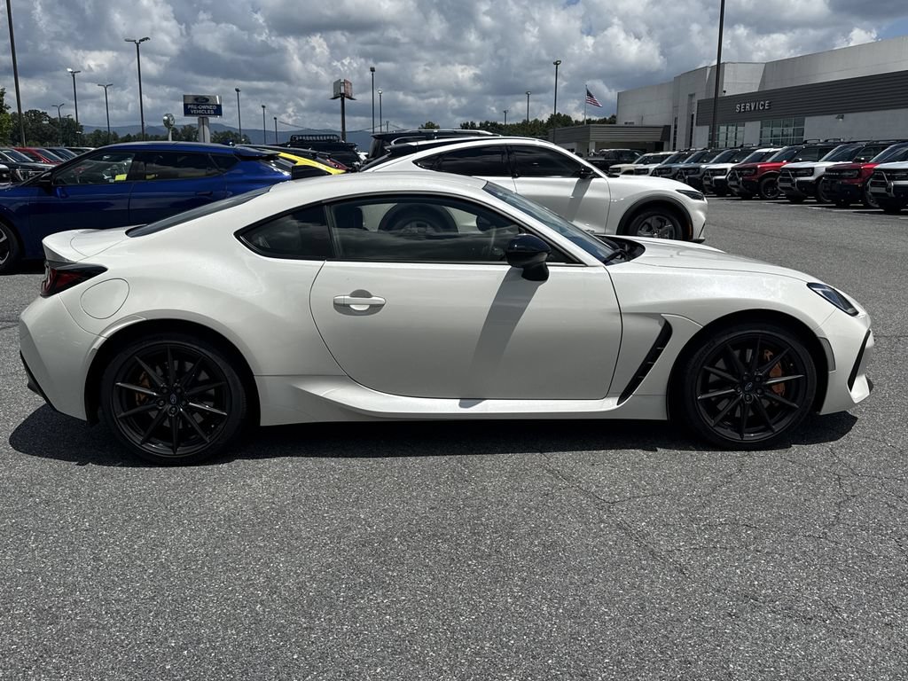 Used 2025 Subaru BRZ tS w/ Popular Package 2 RWD image 8