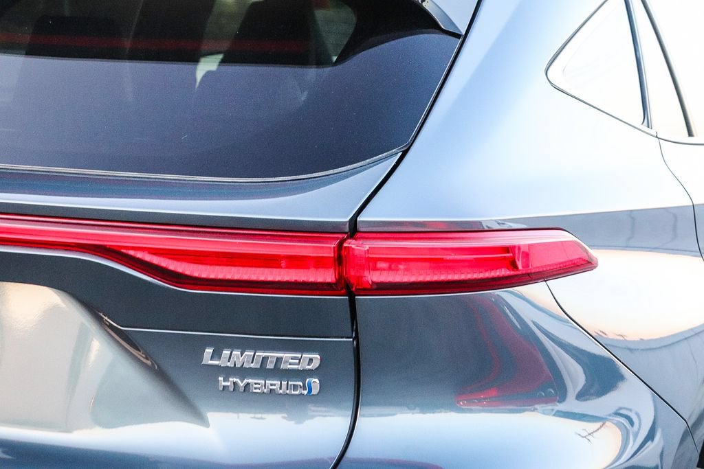 Used 2022 Toyota Venza Limited AWD/4WD image 10