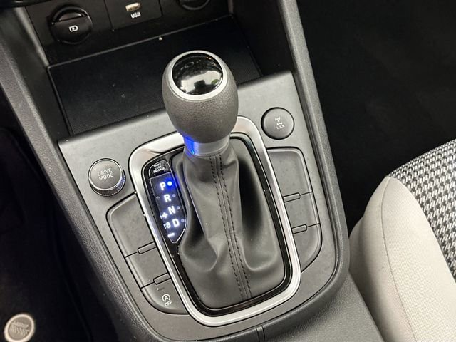 Used 2023 Hyundai Kona SE w/ Cargo Package image 14