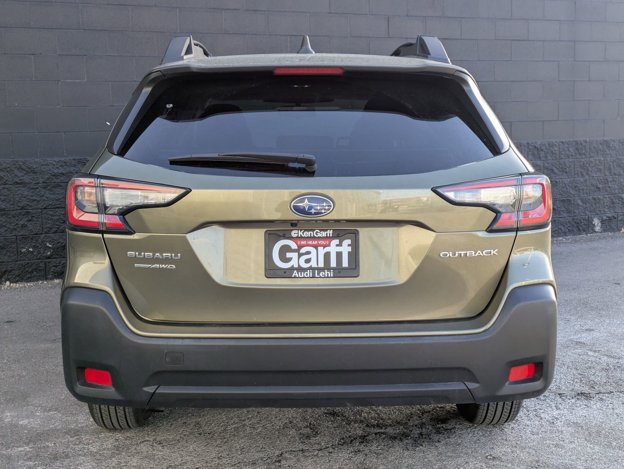 Used 2025 Subaru Outback Premium image 6