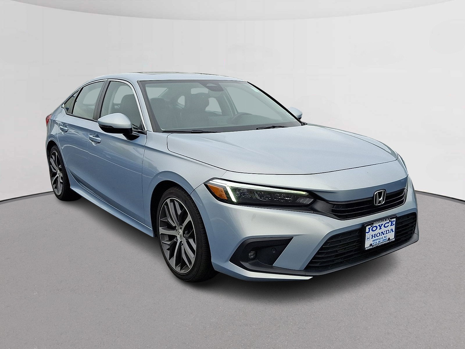 Certified 2023 Honda Civic Touring image 2