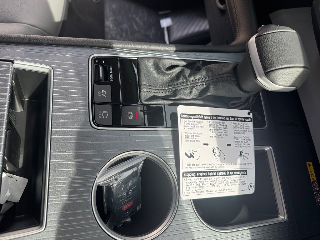 New 2026 Toyota Sienna XLE FWD image 16