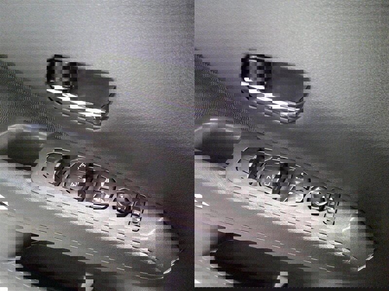 Used 2023 Nissan Kicks SV image 26