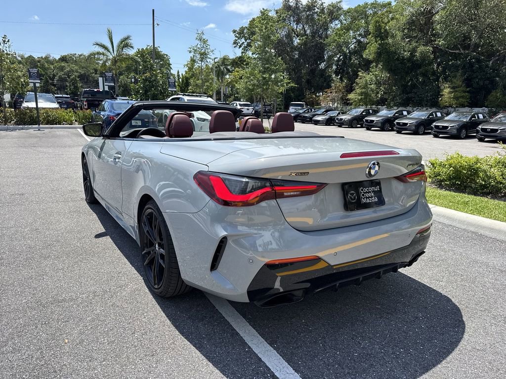 Used 2022 BMW 440i xDrive Convertible w/ Premium Package image 13