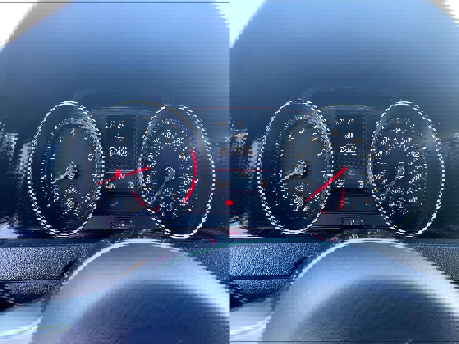 Used 2017 Volkswagen GTI SE image 23