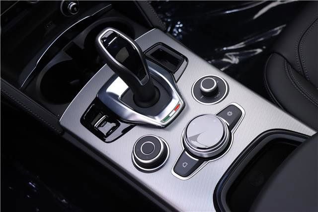 New 2024 Alfa Romeo Stelvio Ti image 13