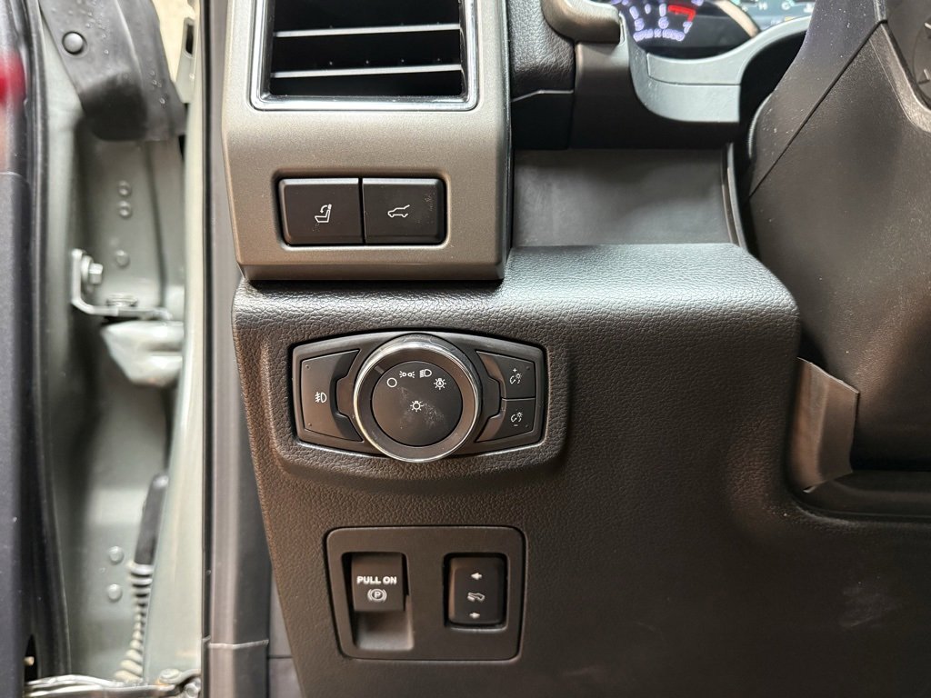 Used 2019 Ford Expedition XLT w/ Equipment Group 202A image 26