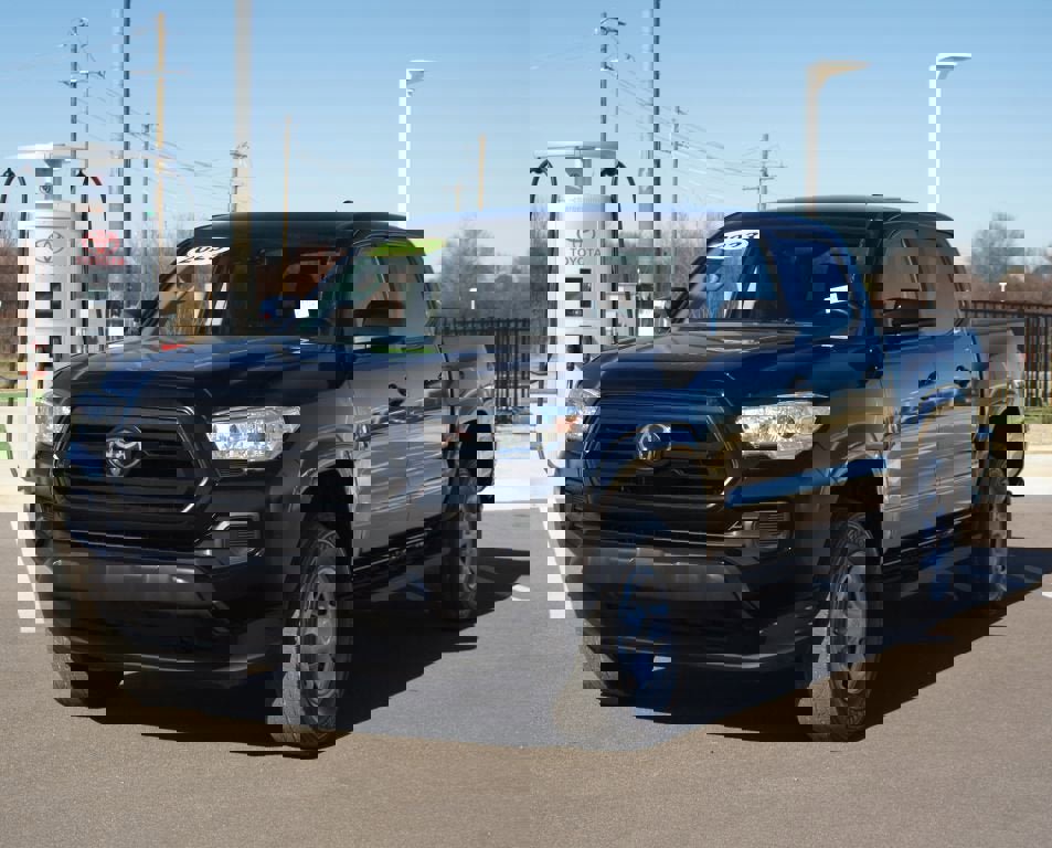 Used 2023 Toyota Tacoma SR image 22