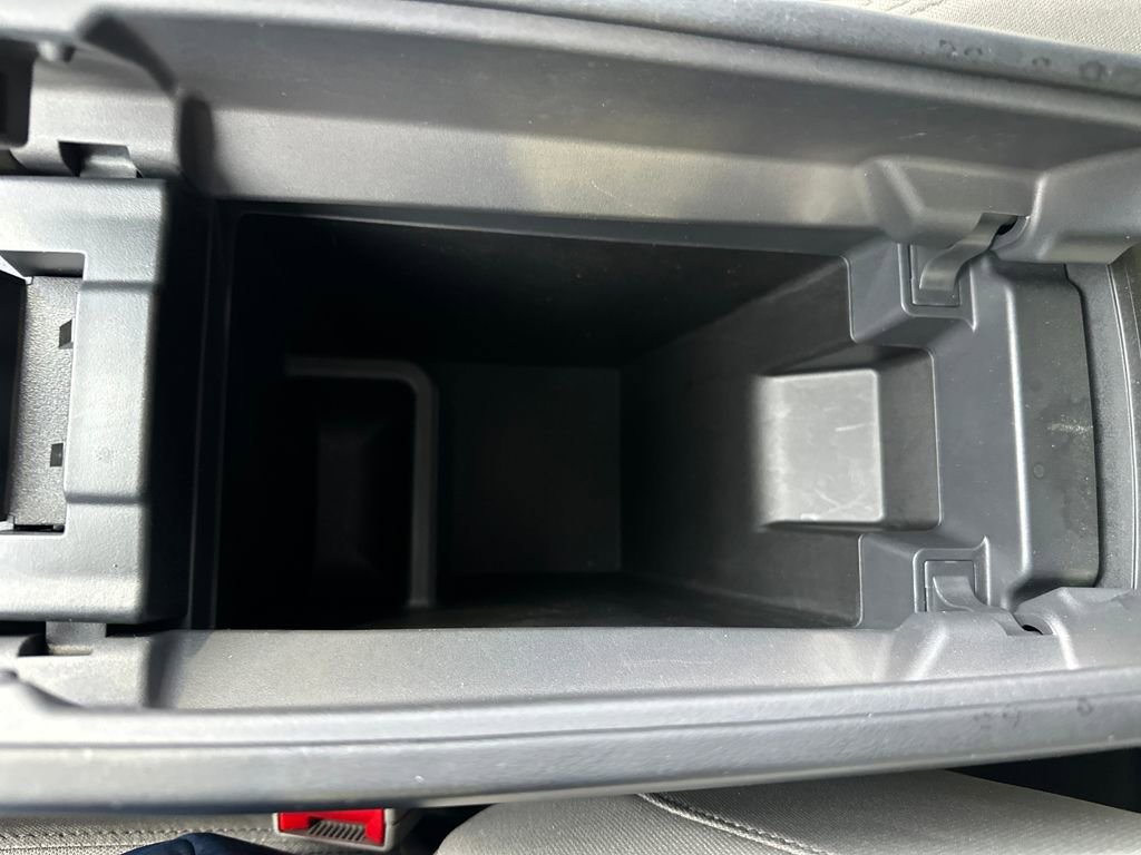 Used 2023 Nissan Rogue SV image 26