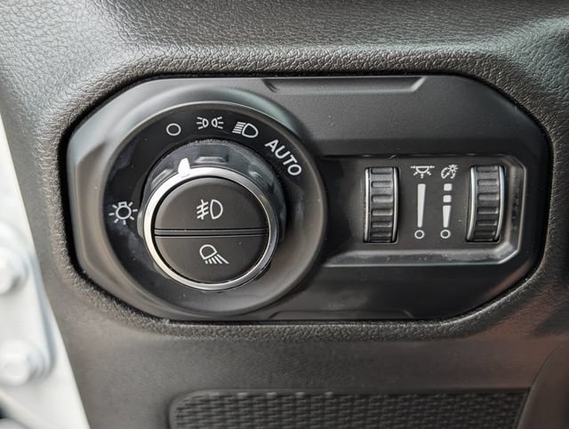 Used 2021 Jeep Gladiator Mojave AWD/4WD image 24
