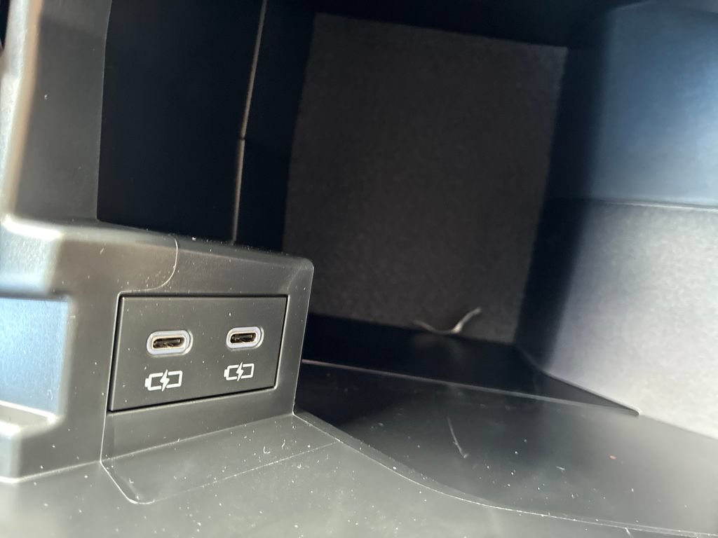New 2026 Toyota Sienna XLE FWD image 37