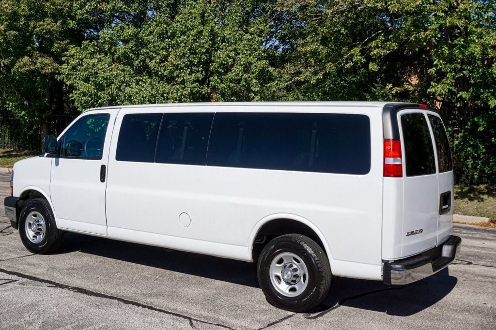 Used 2017 Chevrolet Express 3500 LT w/ LT Preferred Equipment Group RWD image 27