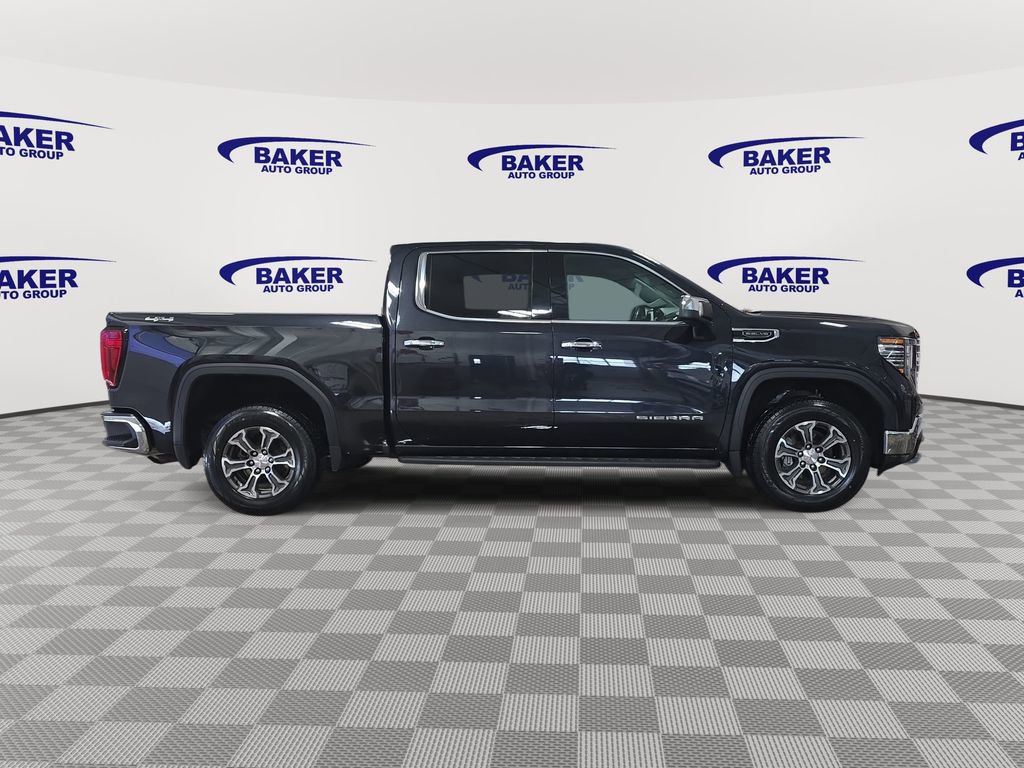 Certified 2025 GMC Sierra 1500 SLT image 4