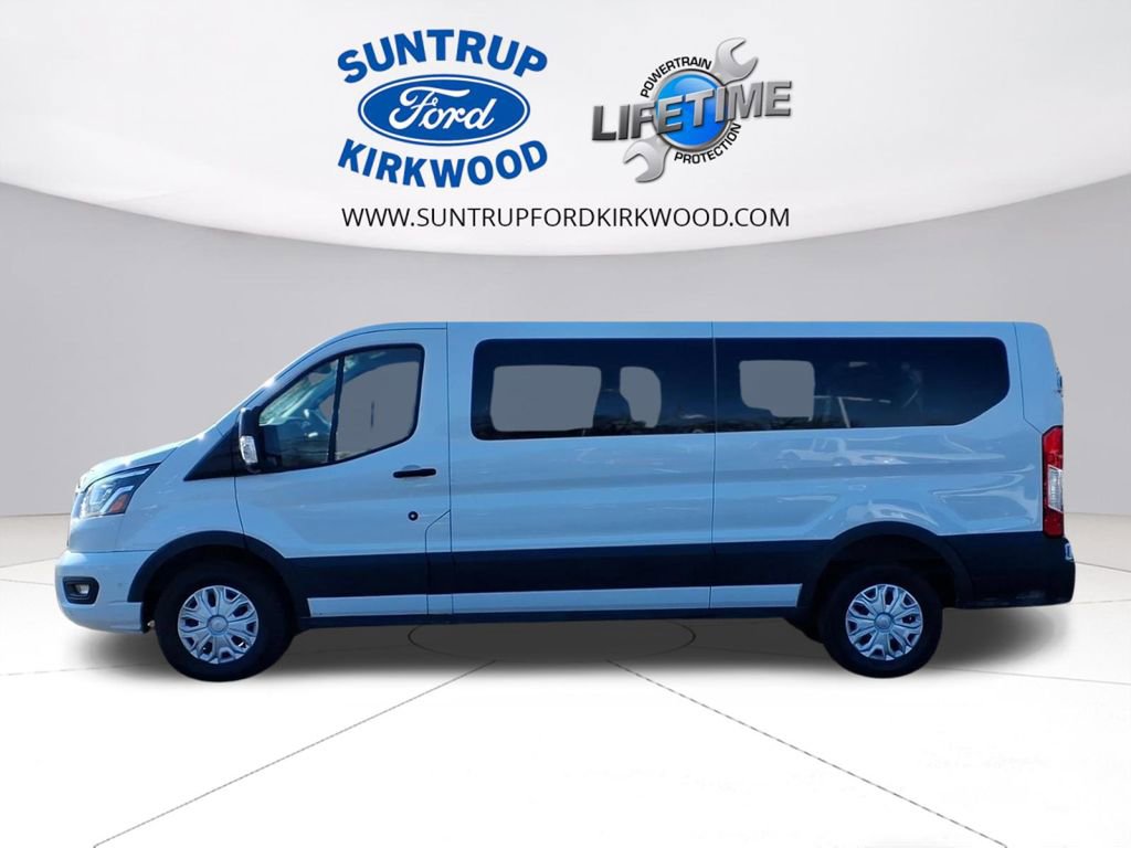 Used 2023 Ford Transit 350 XLT image 24