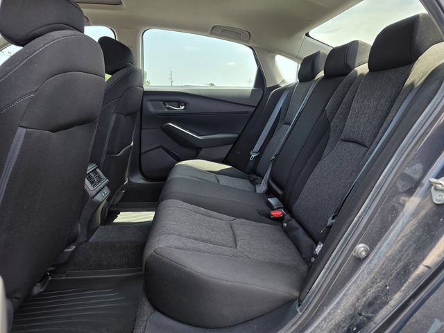 Used 2025 Honda Accord SE image 17