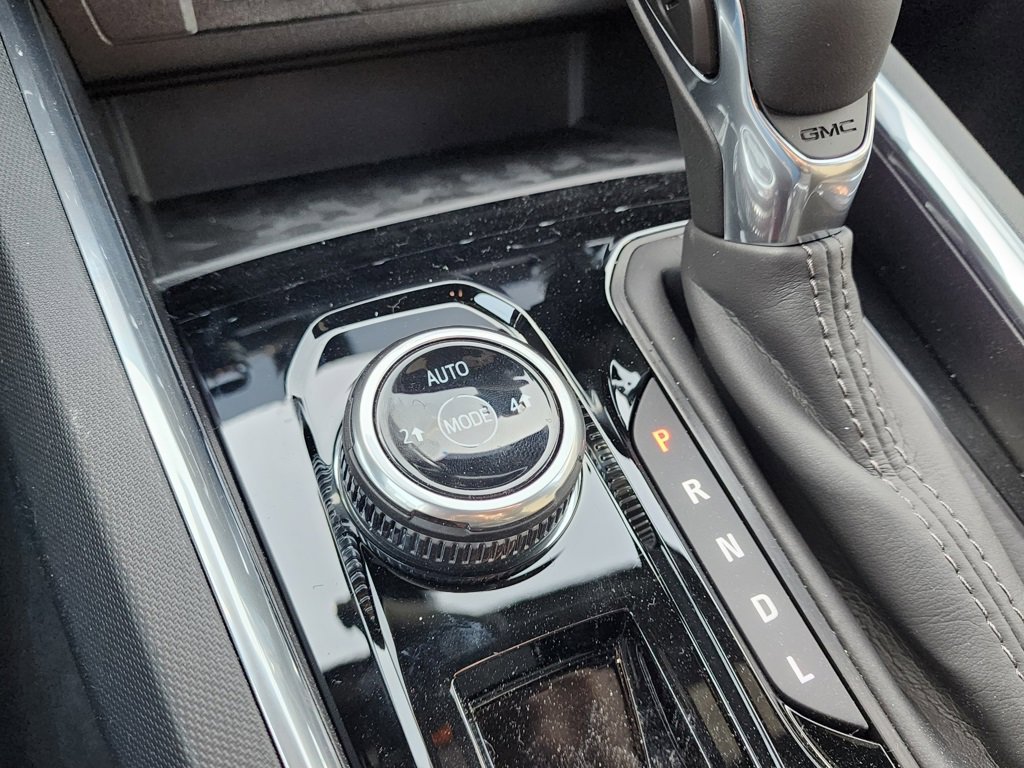 New 2026 GMC Canyon Elevation w/ Convenience Package image 31