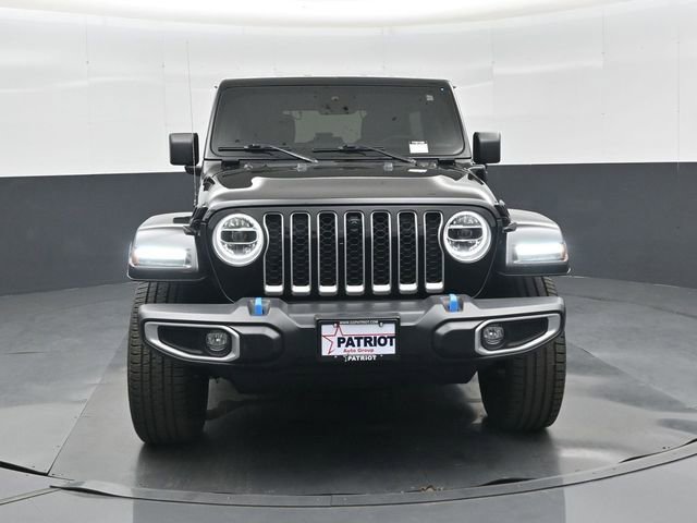 Used 2022 Jeep Wrangler Unlimited Sahara w/ Cold Weather Group image 9