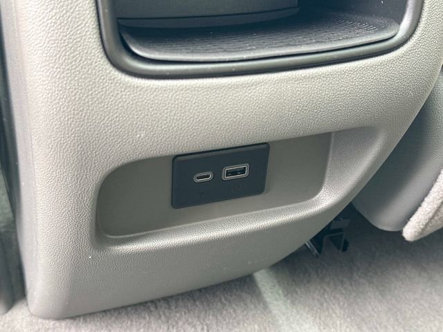 Used 2023 Cadillac XT5 Premium Luxury w/ Technology Package image 18