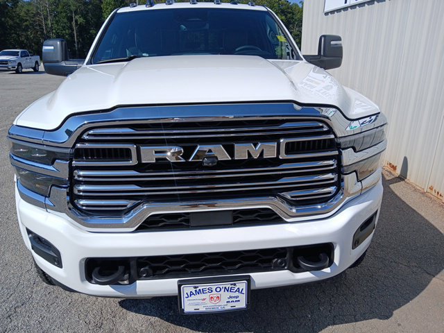 New 2027 RAM 5500 4x4 Crew Cab w/ Laramie Trim Package image 11