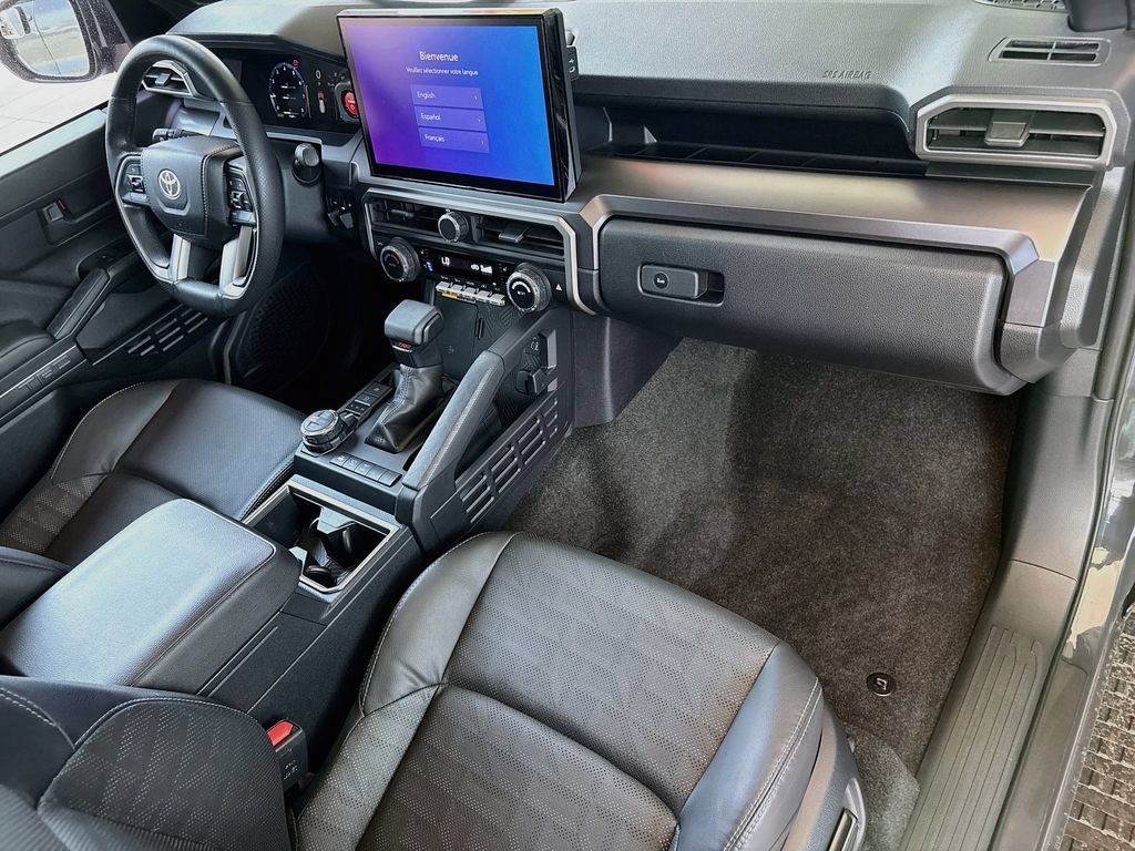 Certified 2025 Toyota 4Runner TRD Off-Road Premium w/ Tow Technology Package AWD/4WD image 17