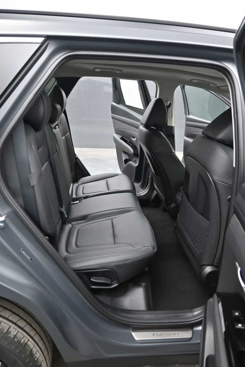 New 2026 Hyundai Tucson Limited AWD/4WD image 14