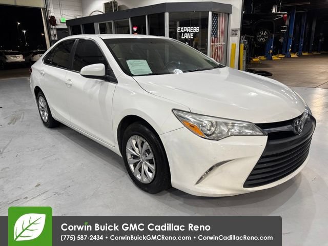 Used 2015 Toyota Camry LE FWD image 8