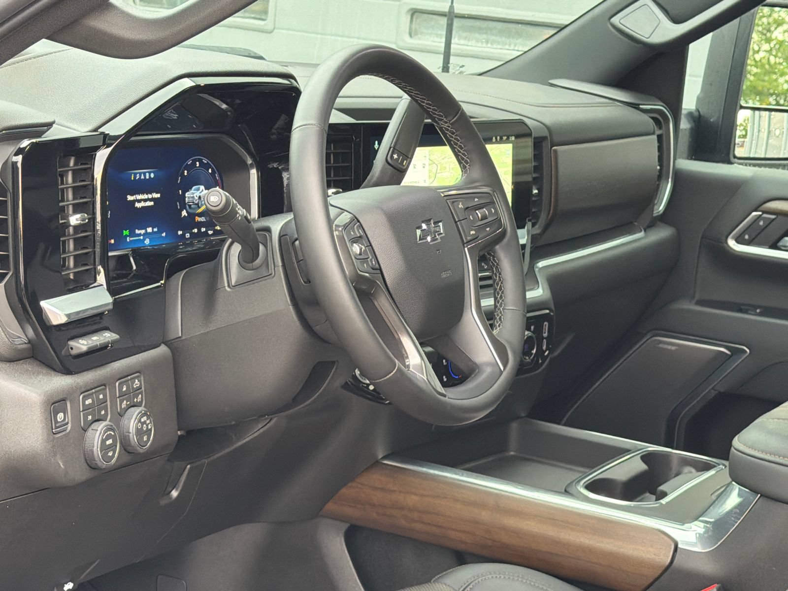 Used 2026 Chevrolet Silverado 2500 High Country w/ Midnight Edition AWD/4WD image 19