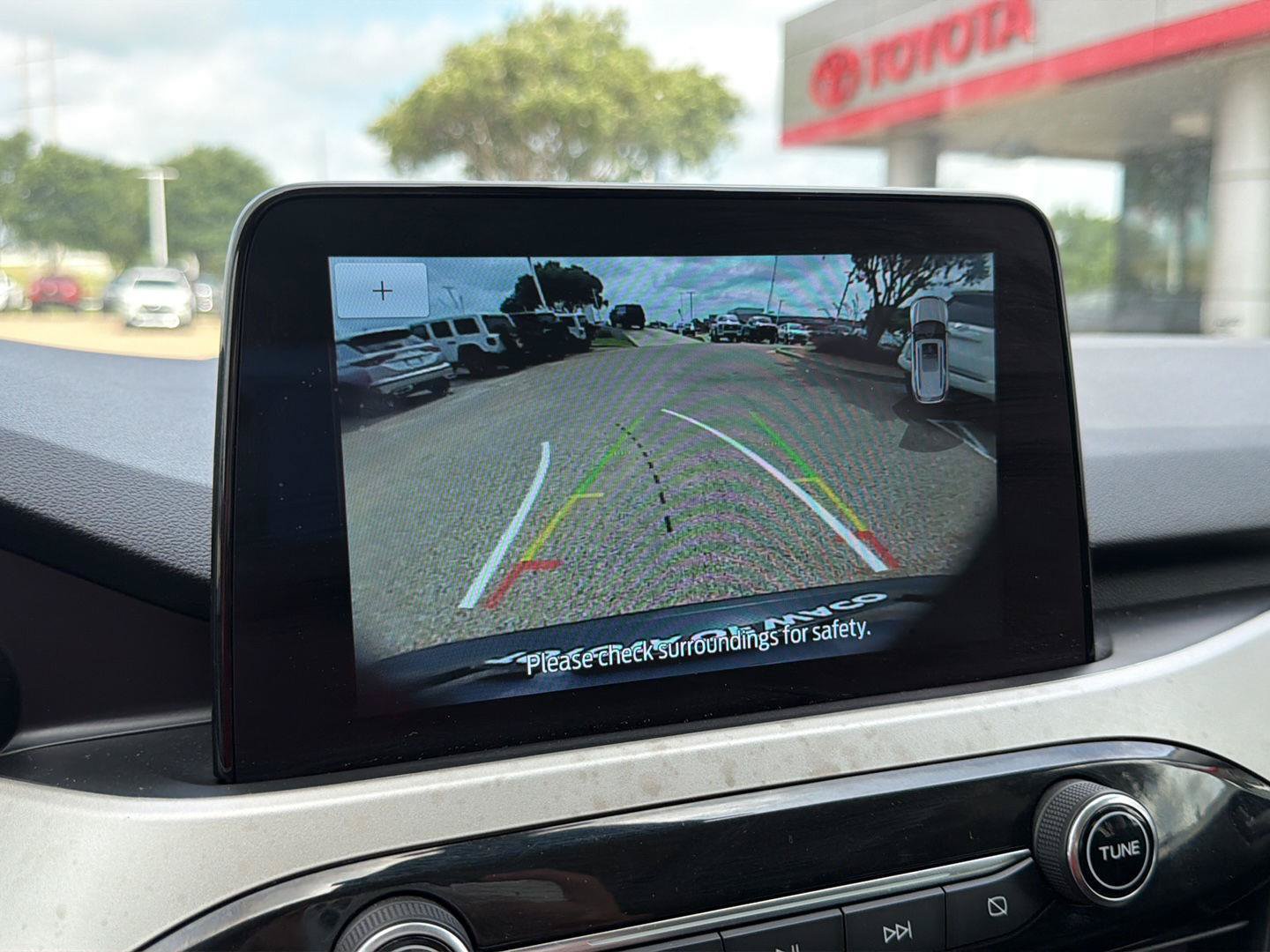 Used 2022 Ford Escape SEL w/ Technology Package FWD image 31