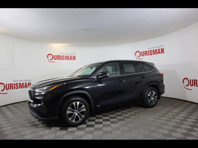 Used 2021 Toyota Highlander XLE image 6