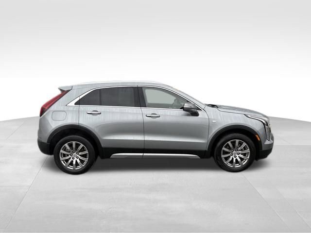 Used 2023 Cadillac XT4 Premium Luxury image 9