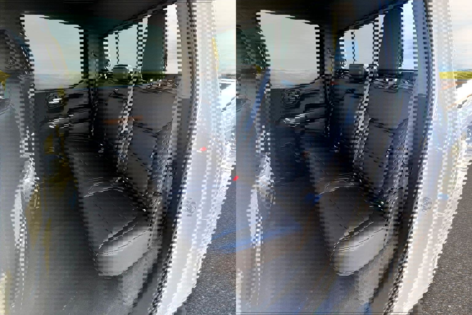 Used 2021 Chevrolet Silverado 1500 LT Trail Boss w/ Convenience Package II image 15