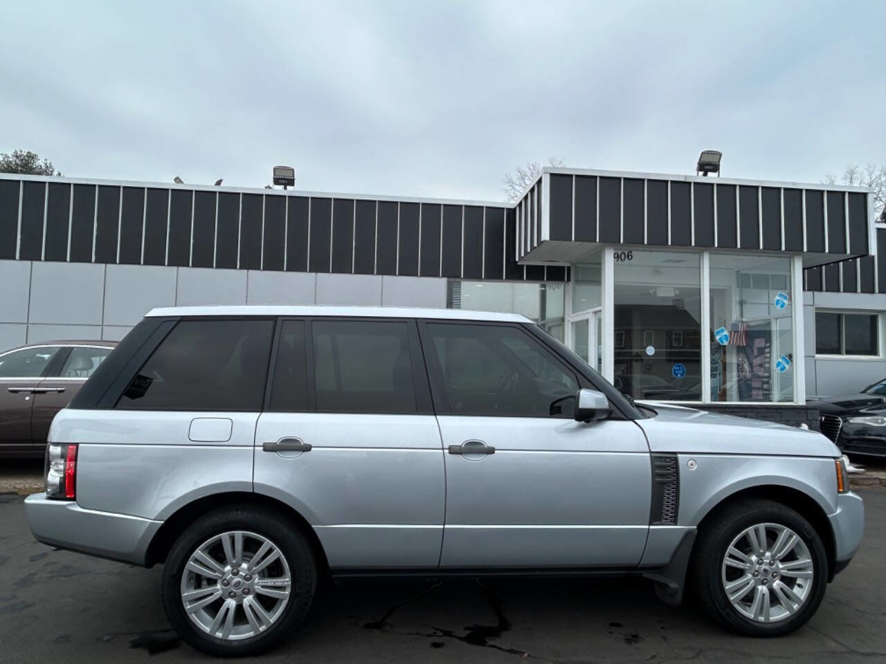Used 2011 Land Rover Range Rover HSE LUX AWD/4WD image 7