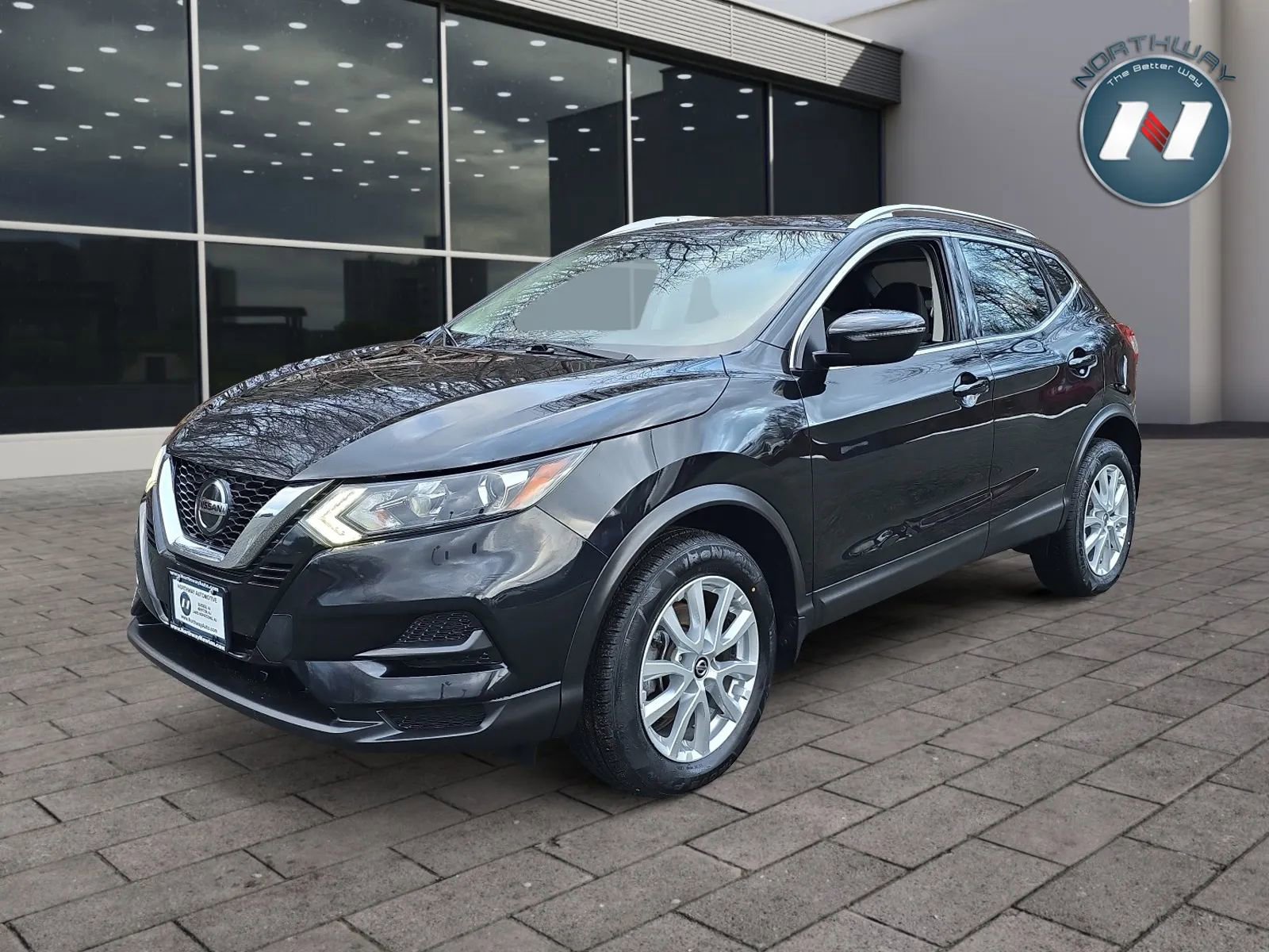 Used 2020 Nissan Rogue Sport SV image 1