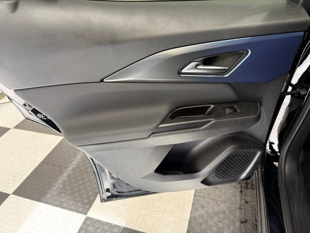 New 2026 Chevrolet Equinox EV LT FWD image 18