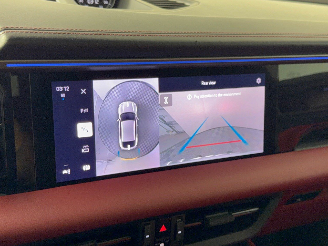 Certified 2024 Porsche Macan 4 Electric AWD/4WD image 24