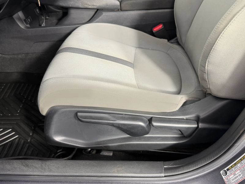 Used 2019 Honda Civic LX image 33