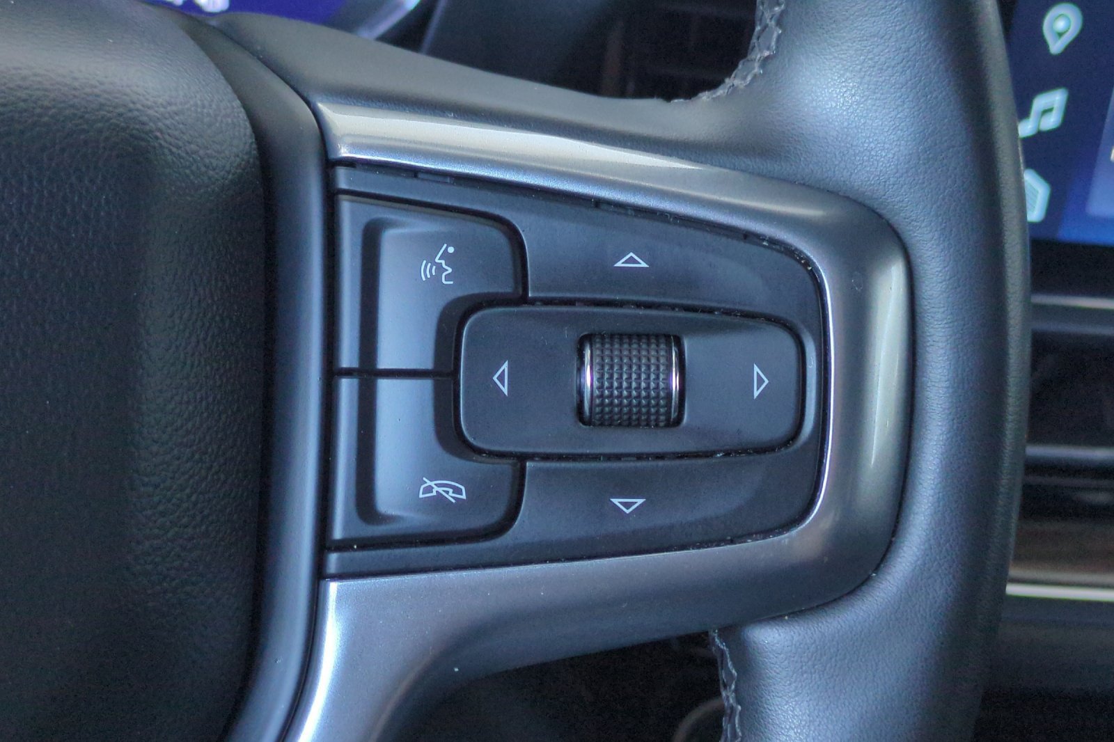 Used 2023 Chevrolet Silverado 1500 LT w/ All Star Edition Plus AWD/4WD image 36