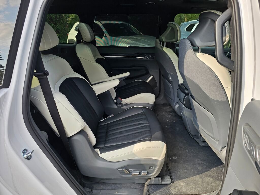 New 2026 Kia EV9 GT-Line image 29