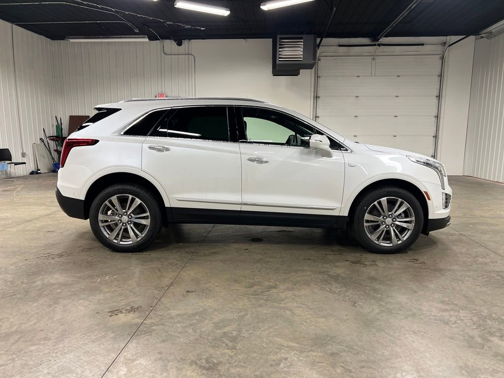 Certified 2026 Cadillac XT5 Premium Luxury w/ LPO, Floor Liner Package AWD/4WD image 2