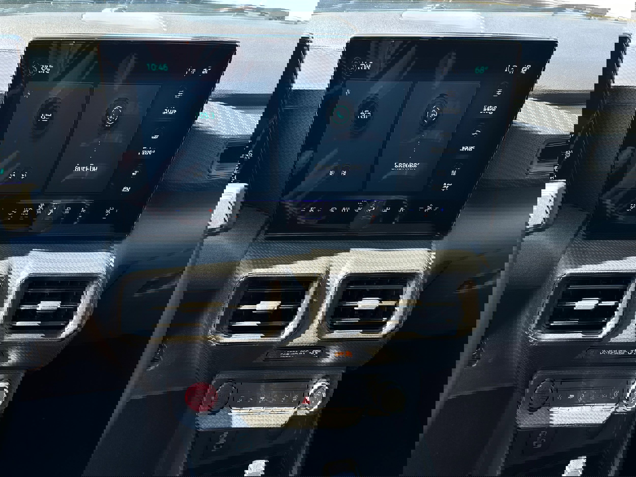 Used 2024 Ford Mustang EcoBoost image 14