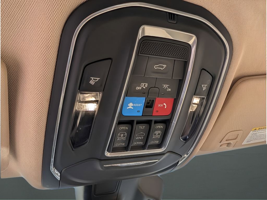 Used 2022 Jeep Grand Cherokee Limited image 27