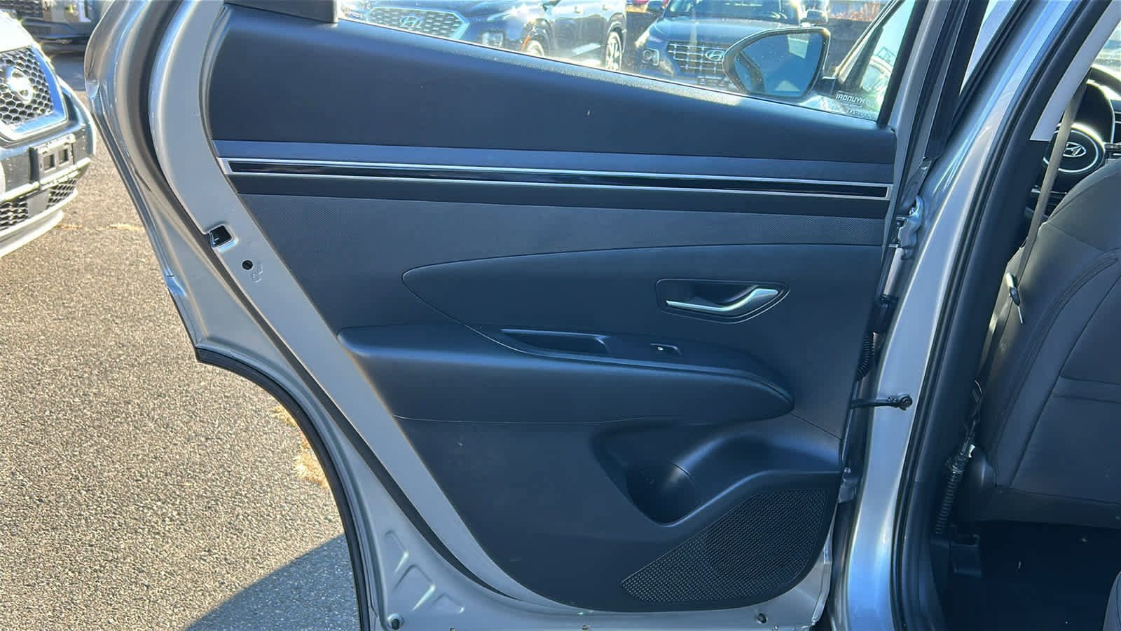 Used 2023 Hyundai Tucson SE image 18