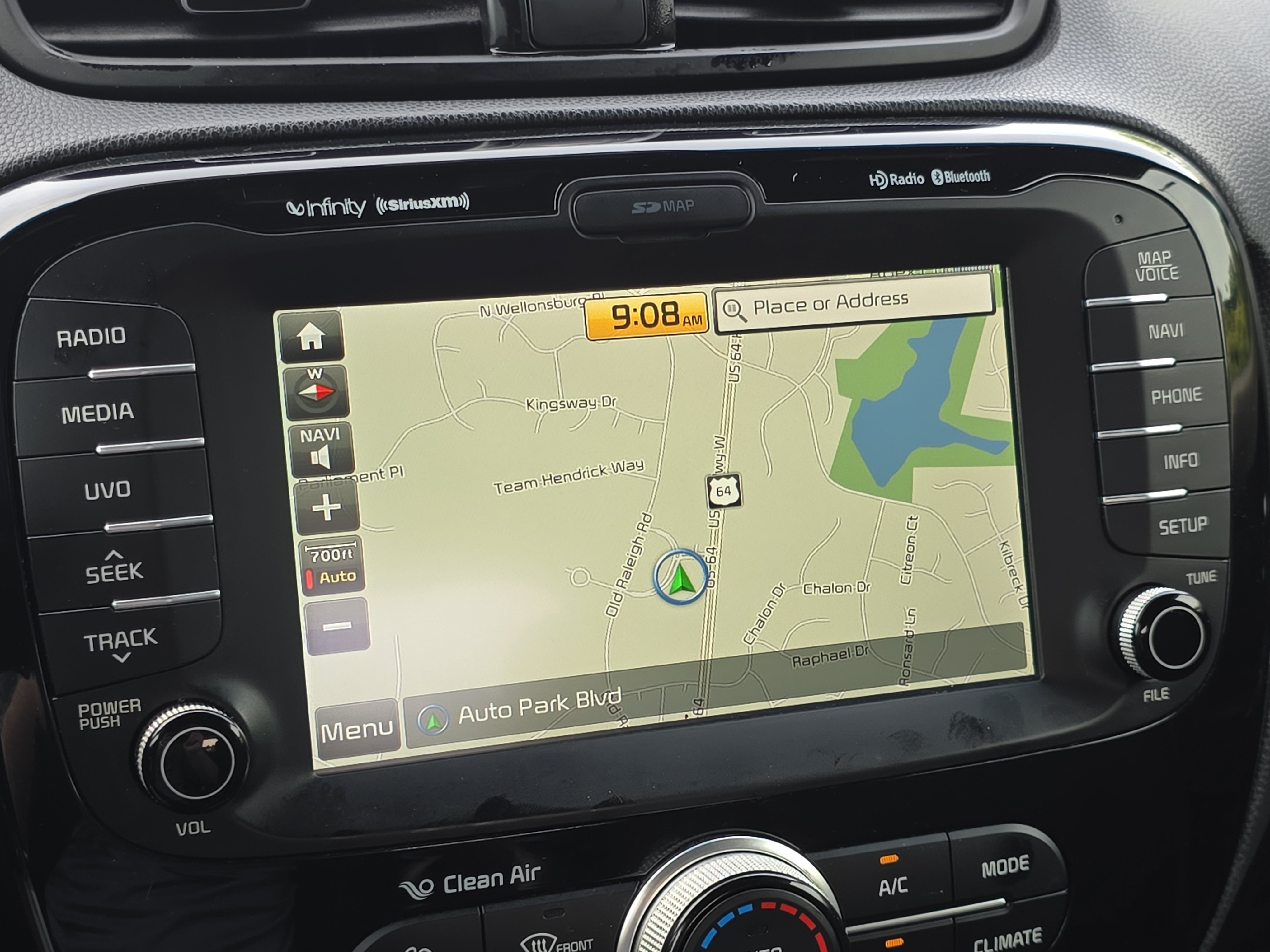 Used 2014 Kia Soul + FWD image 21